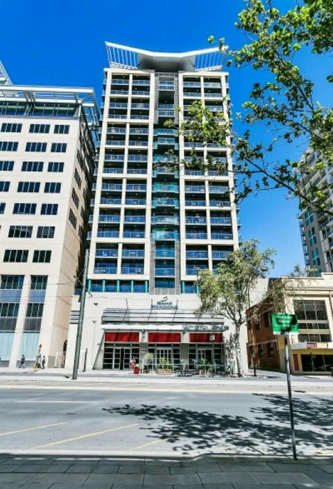 Oaks Horizon+city View+free Parking - Accommodation Gold Coast 0