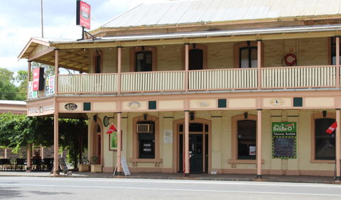 Royal Exchange Hotel - Accommodation Gold Coast 2