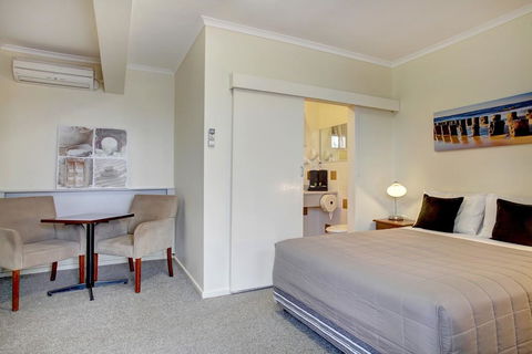 Navigators Motel & Diner - Accommodation Gold Coast 3