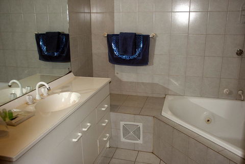 Navigators Motel & Diner - Accommodation Gold Coast 9