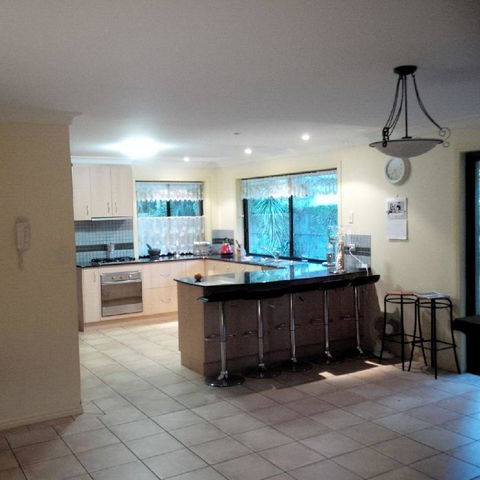 Byron Bay Guest - Gold Coast 4U 21