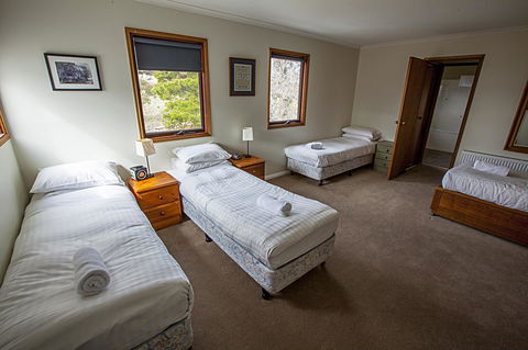 Eagles Range - Accommodation Gold Coast 10