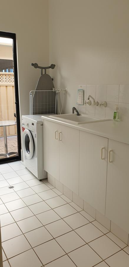 South Shores - Accommodation Gold Coast 12