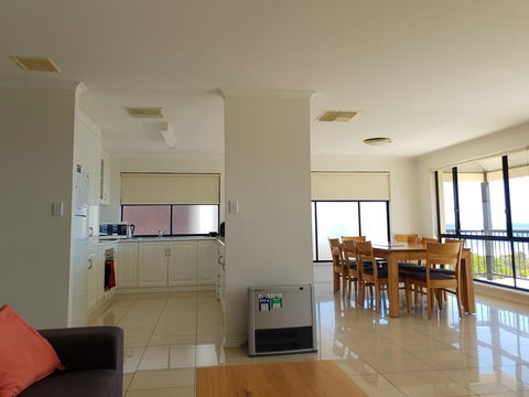 South Shores - Accommodation Gold Coast 10