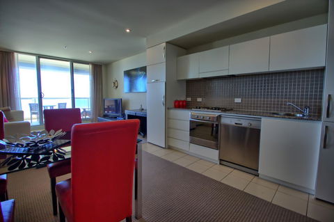 Pier 216 - Accommodation Gold Coast 6