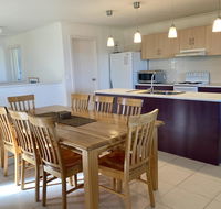 Bayview Beach House Apartment No 1 - Gold Coast 4U