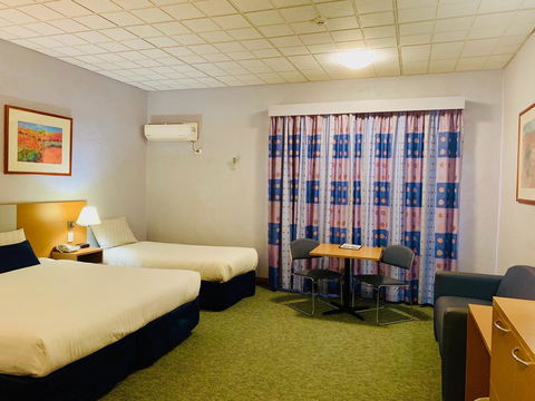 Desert Cave Hotel - Accommodation Gold Coast 26