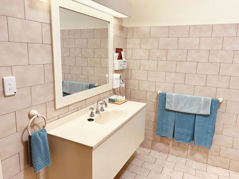 Desert Cave Hotel - Accommodation Gold Coast 21