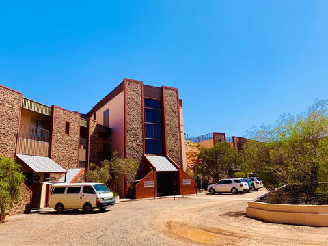 Desert Cave Hotel - Accommodation Gold Coast 28
