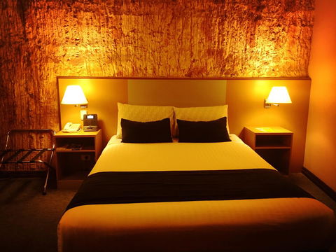 Desert Cave Hotel - Accommodation Gold Coast 38