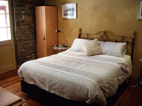 1860 Wine Country Cottages - Gold Coast 4U 11