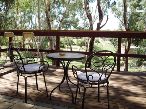 1860 Wine Country Cottages - Gold Coast 4U 14
