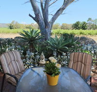 Linger Longer Vineyard - Gold Coast 4U