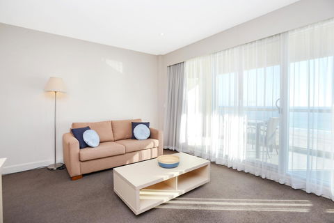 Pier Oceanview Apartment - Accommodation Gold Coast 14