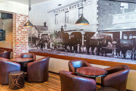 Victoria Hotel Strathalbyn - Gold Coast 4U 23