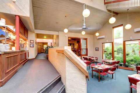 Victoria Hotel Strathalbyn - Gold Coast 4U 2