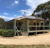 Shiraz Cottage - Gold Coast 4U
