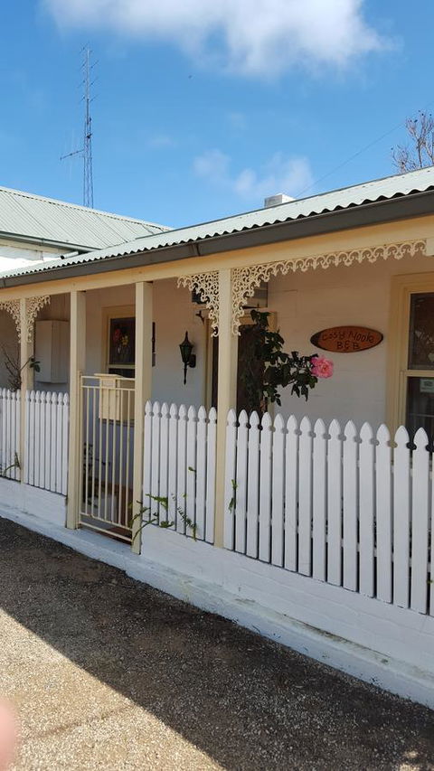 Cosy Nook - Accommodation Gold Coast 0