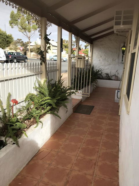 Cosy Nook - Accommodation Gold Coast 26