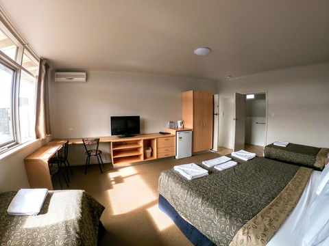 Highway One Motel - 1 Gold Coast 31