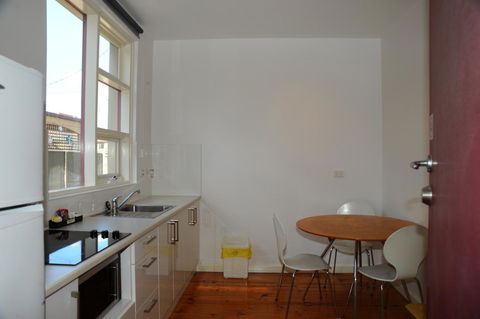 Glenelg Holiday Apartments-Ellis - Accommodation Gold Coast 4