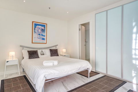 Glenelg Skyline Beachfront Penthouse, Adelaide - Accommodation Gold Coast 17