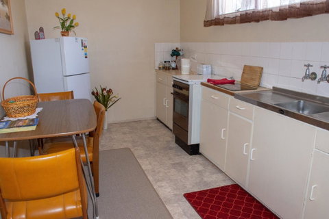 Kimba Units - Accommodation Gold Coast 7