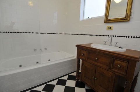 Peppermint Farm Cottage - Accommodation Gold Coast 5