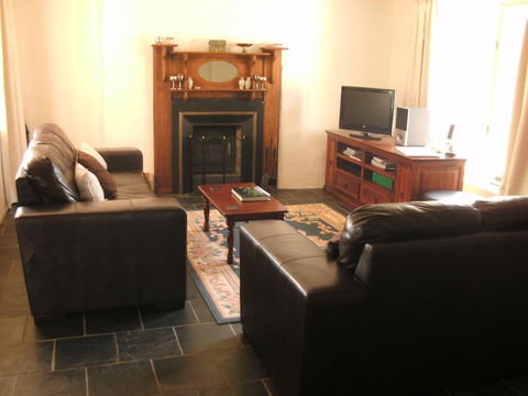 Peppermint Farm Cottage - Accommodation Gold Coast 1