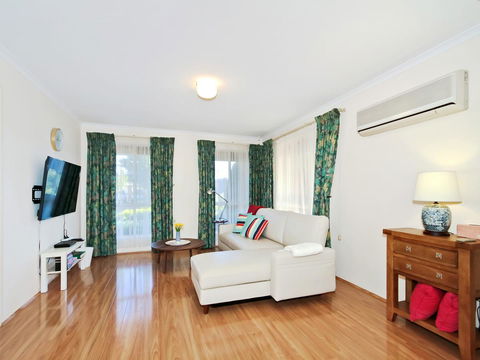 Moana Magic - C21 SouthCoast Holidays - Gold Coast 4U 5