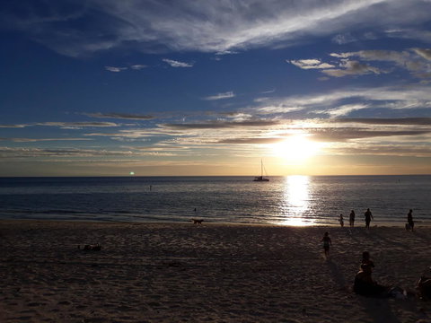 Aurora Holiday Apartment @West Beach - 1 Gold Coast 16