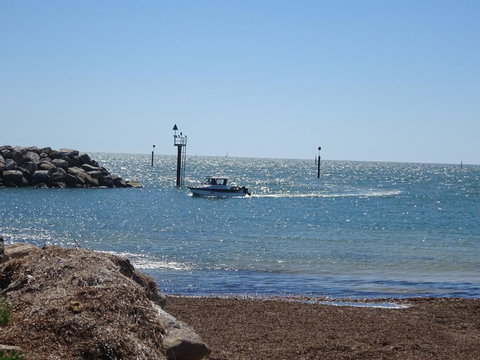 Aurora Holiday Apartment @West Beach - 1 Gold Coast 15