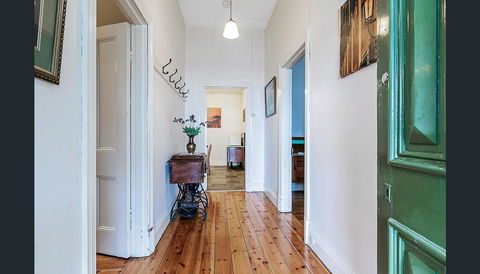 Treasured Memories Cottage - Gold Coast 4U 7