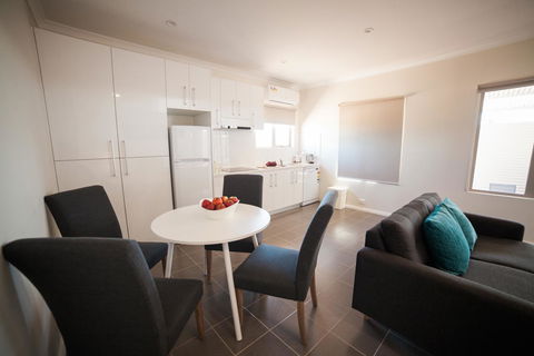 Exmouth Escape Resort - Gold Coast 4U 33