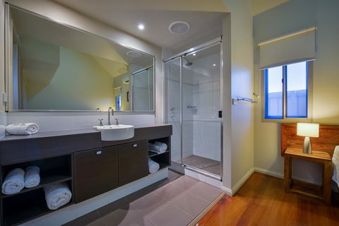 Exmouth Escape Resort - Gold Coast 4U 12