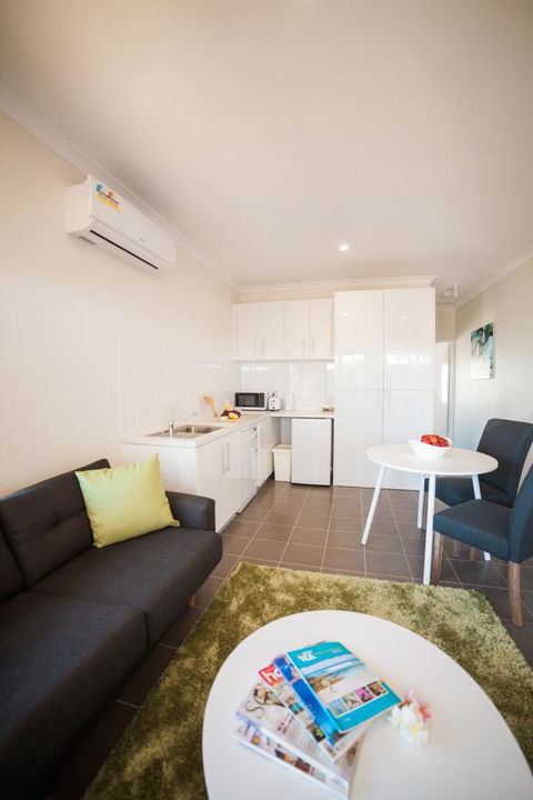 Exmouth Escape Resort - Gold Coast 4U 25