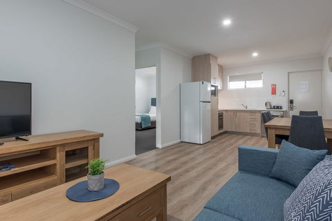 Jurien Bay Motel Apartments - Gold Coast 4U 19