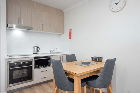 Jurien Bay Motel Apartments - Gold Coast 4U 12