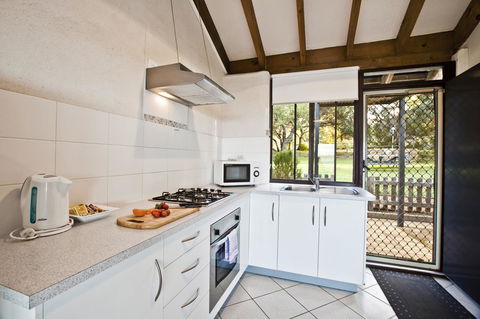 Chandlers Smiths Beach Villas - Accommodation Gold Coast 2