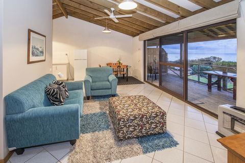 Chandlers Smiths Beach Villas - Accommodation Gold Coast 3