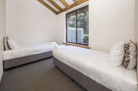 Chandlers Smiths Beach Villas - Accommodation Gold Coast 7