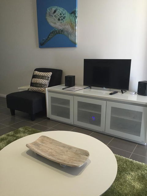 Escape 2 Exmouth - Gold Coast 4U 11