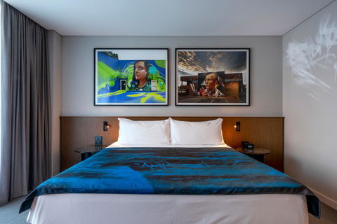 The Adnate Perth - Art Series - Gold Coast 4U 14