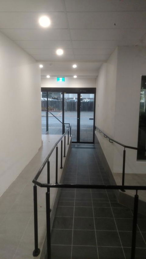 Perth City Backpackers Hostel - Note - Valid Passport Required To Check In - Gold Coast 4U 20