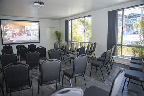 Karrinyup Waters Resort - Gold Coast 4U 39