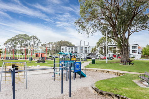 Yaran Suites - Accommodation Gold Coast 2