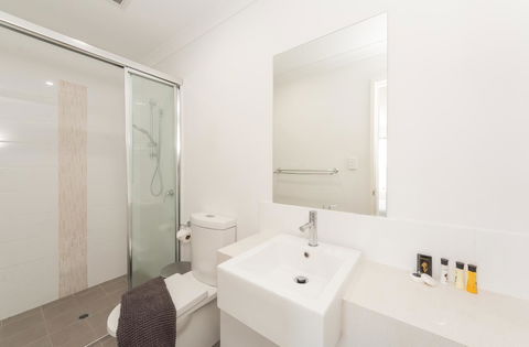 Yaran Suites - Accommodation Gold Coast 33