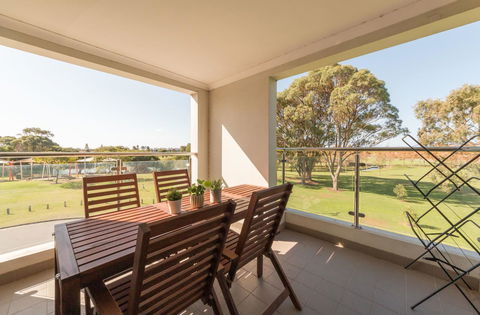 Yaran Suites - Accommodation Gold Coast 37