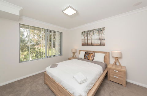 Yaran Suites - Accommodation Gold Coast 12