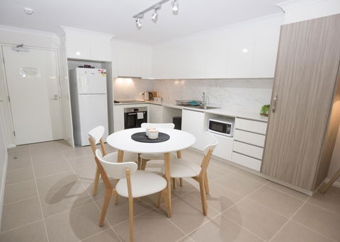 Yaran Suites - Accommodation Gold Coast 18